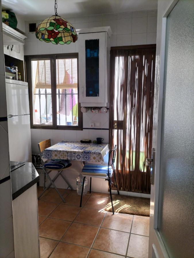 Casa En Zuheros 4 A 5 Personas Экстерьер фото